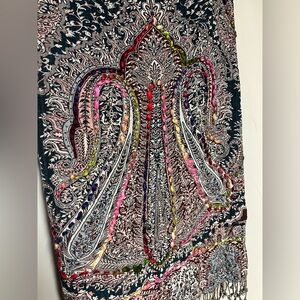 Colorful Paisley Patterned Scarf with Yarn Detail
